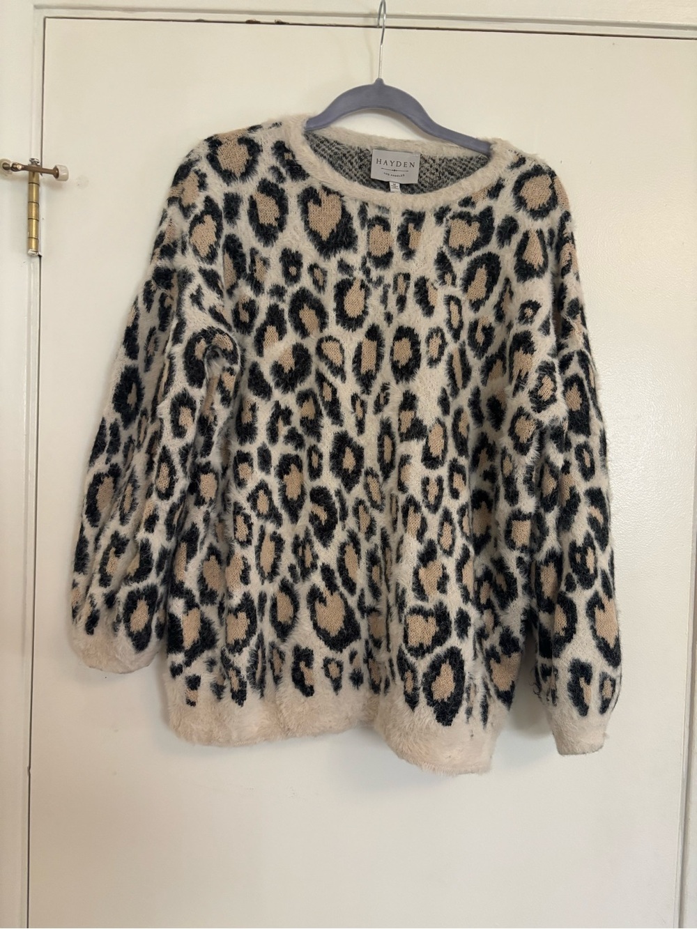 MAYDEN Soft Fuzzy Leopard Print Sweater - Beige Black size Medium